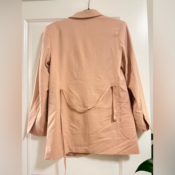 Like new condition - Picture 2 of 2